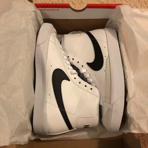 Nike Blazer Mid 77